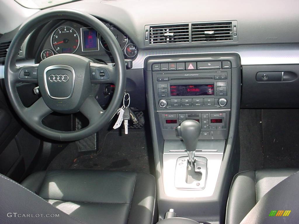 2007 A4 2.0T Sedan - Brilliant Black / Ebony photo #13