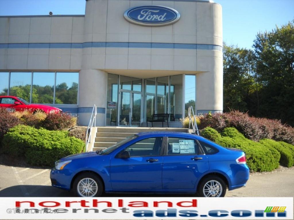 2011 Focus SE Sedan - Blue Flame Metallic / Charcoal Black photo #1