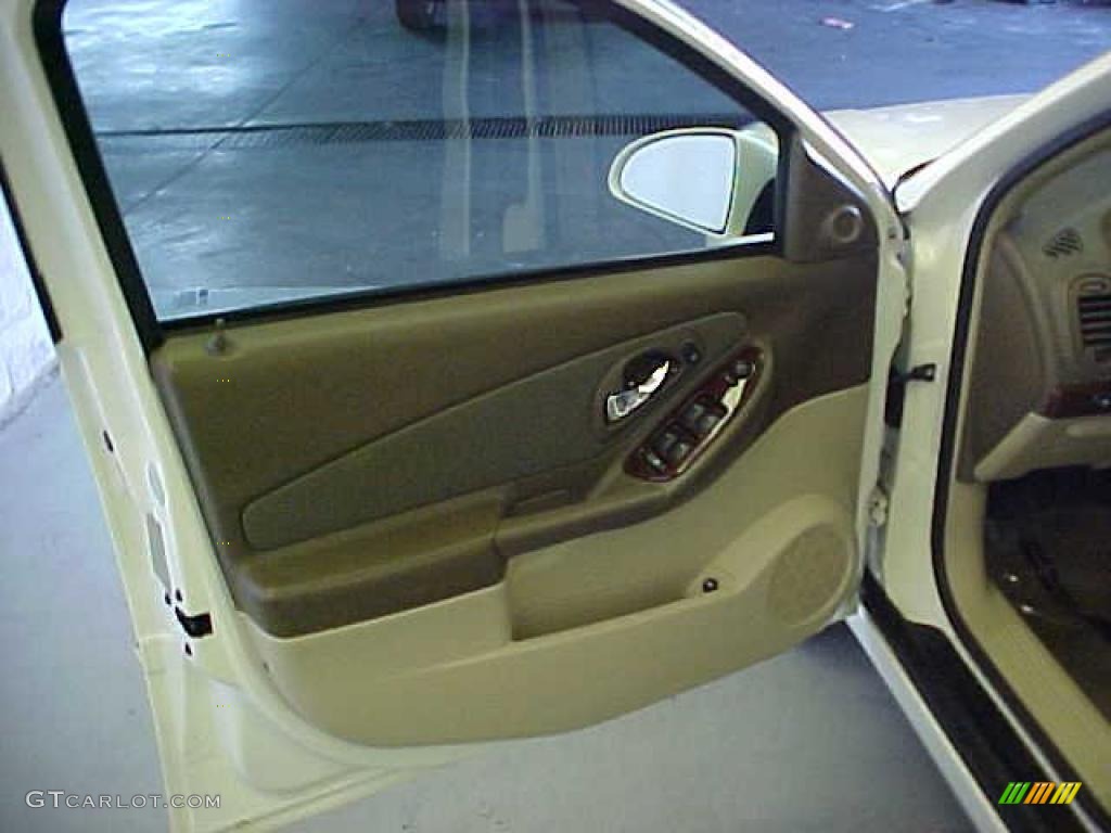 2007 Malibu LT V6 Sedan - White / Titanium Gray photo #17
