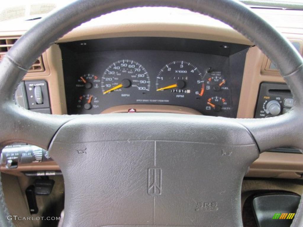 1997 Bravada AWD - Fairway Green Metallic / Tan photo #17