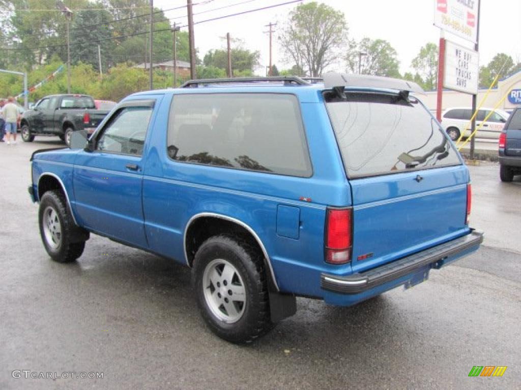 1991 S10 Blazer Tahoe 4x4 - Bright Blue Metallic / Blue photo #11