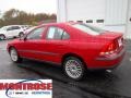 2002 Red Volvo S60 2.4T AWD  photo #12