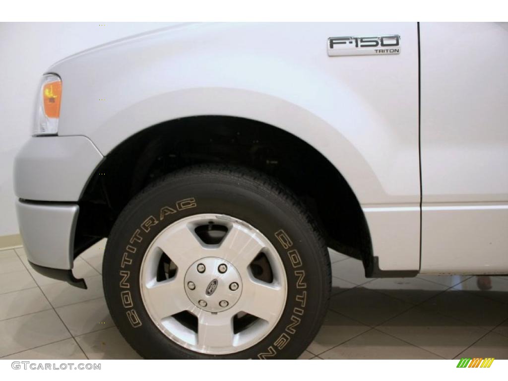 2006 F150 STX SuperCab - Silver Metallic / Medium Flint photo #19