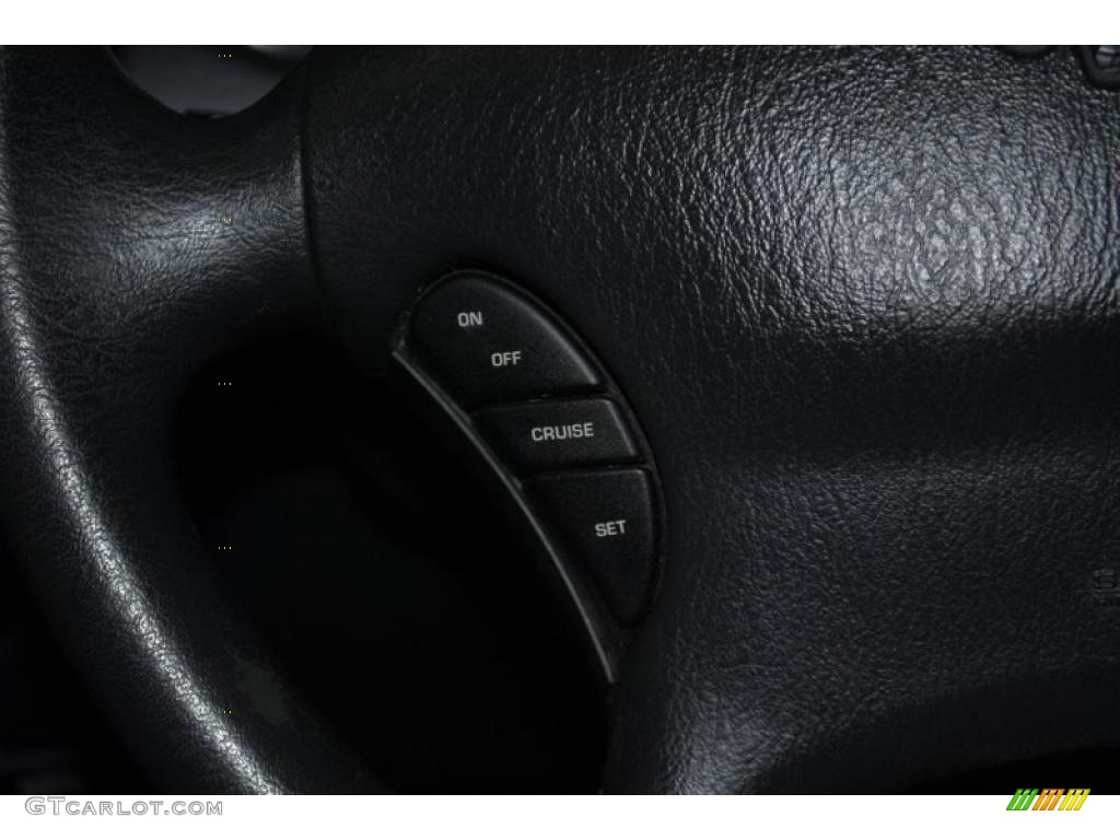 2001 Intrepid SE - Black / Dark Slate Gray photo #30