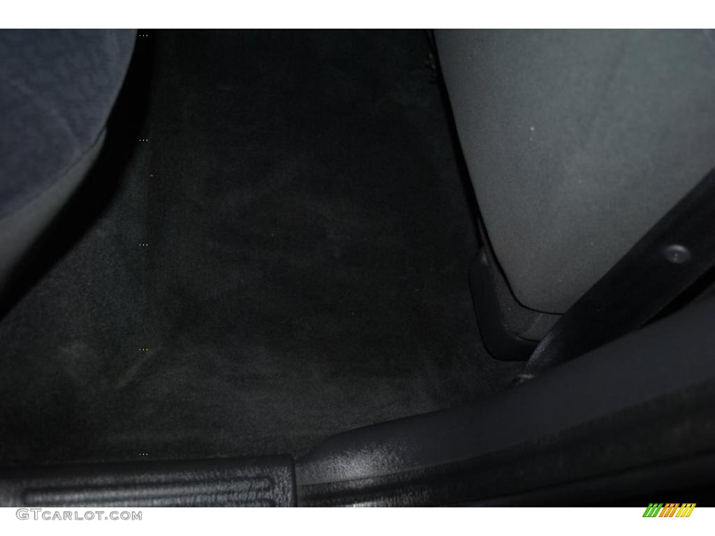 2001 Intrepid SE - Black / Dark Slate Gray photo #46