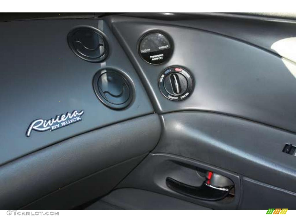 1995 Riviera Supercharged Coupe - Black / Black photo #12