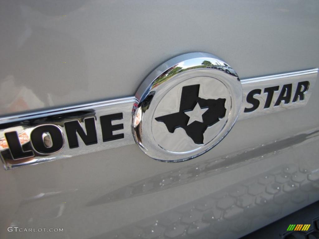 2010 Ram 1500 Lone Star Crew Cab - Light Graystone Pearl / Dark Slate/Medium Graystone photo #9