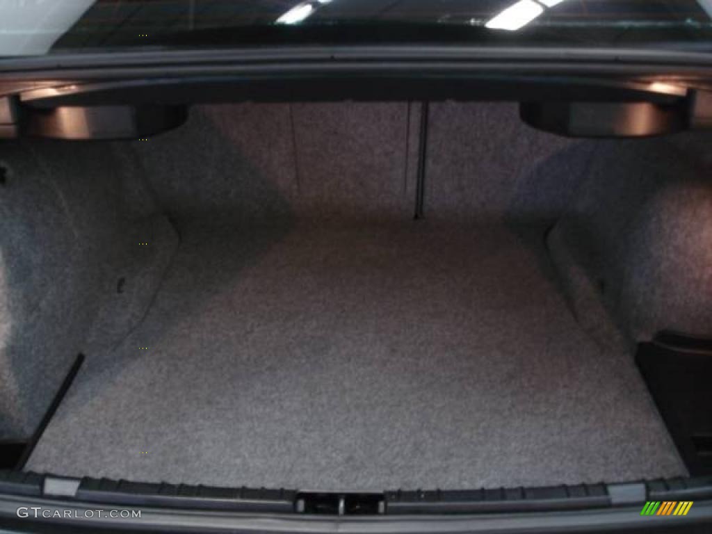 2003 3 Series 330xi Sedan - Black Sapphire Metallic / Black photo #42