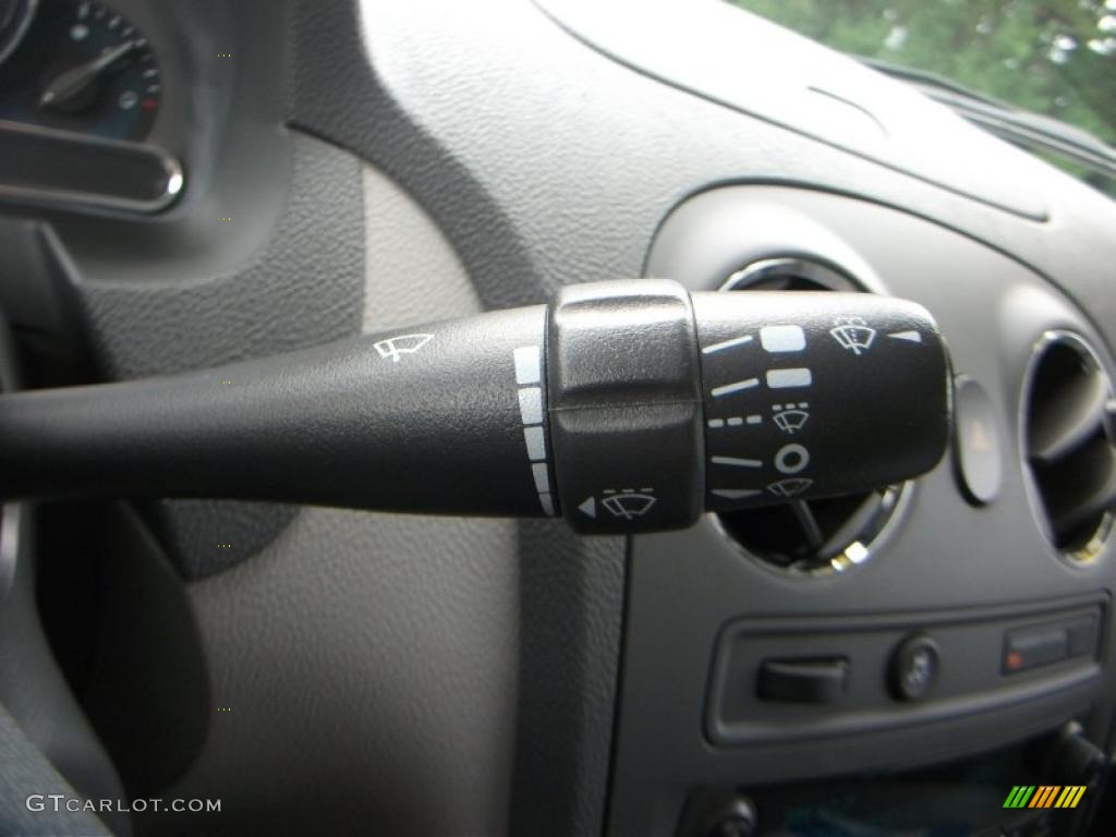 2009 HHR LS - Blue Flash Metallic / Gray photo #8