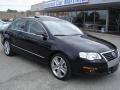 Deep Black - Passat Komfort Sedan Photo No. 1
