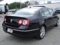 Deep Black - Passat Komfort Sedan Photo No. 7