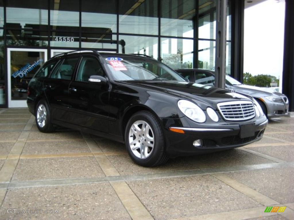 2005 E 320 4Matic Wagon - Black / Ash photo #1