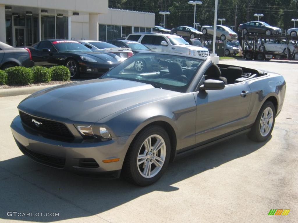 Sterling Grey Metallic Ford Mustang