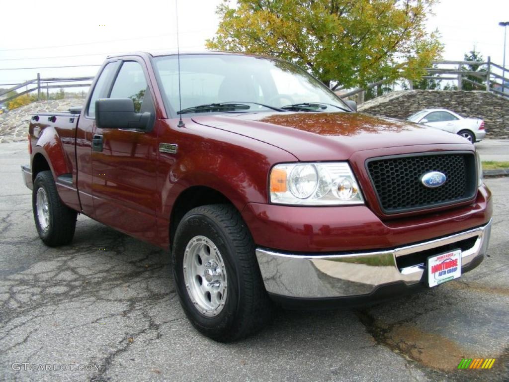 2006 F150 XLT Regular Cab - Dark Toreador Red Metallic / Medium/Dark Flint photo #7