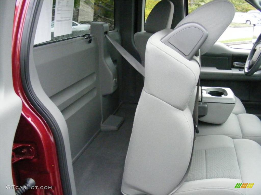 2006 F150 XLT Regular Cab - Dark Toreador Red Metallic / Medium/Dark Flint photo #13