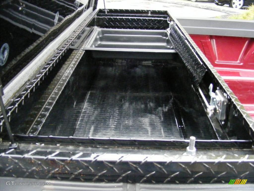 2006 F150 XLT Regular Cab - Dark Toreador Red Metallic / Medium/Dark Flint photo #26