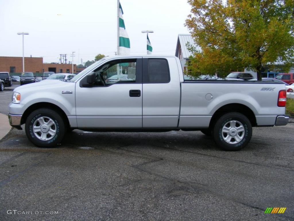 2005 F150 STX SuperCab - Silver Metallic / Medium Flint Grey photo #2