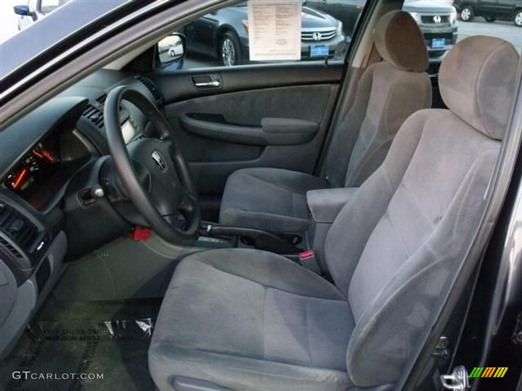 2004 Accord LX Sedan - Graphite Pearl / Gray photo #18