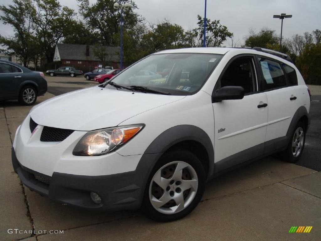 Frost White Pontiac Vibe