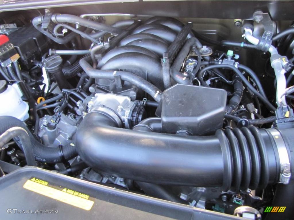 2011 Titan S King Cab - Galaxy Black / Charcoal photo #10