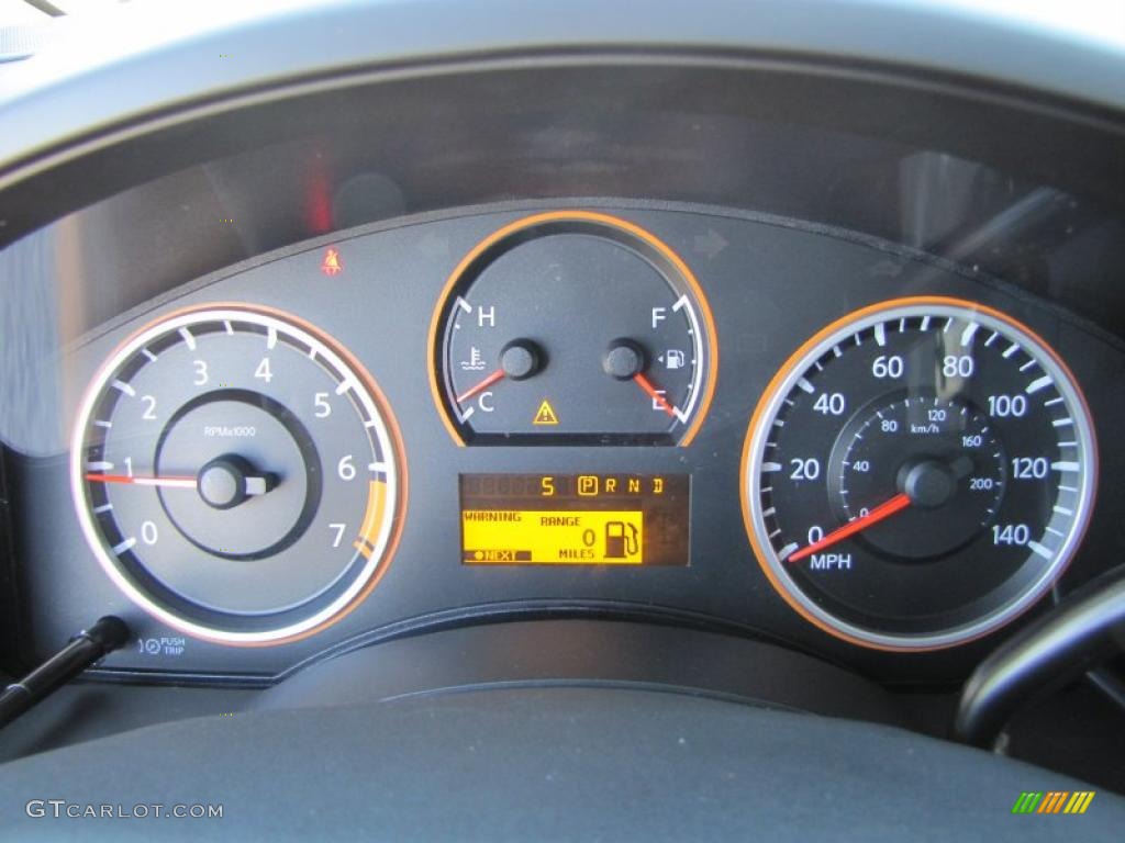 2011 Titan S King Cab - Galaxy Black / Charcoal photo #13