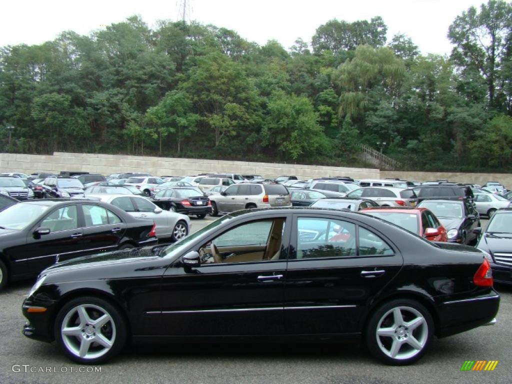 2009 E 350 4Matic Sedan - Black / Cashmere photo #4