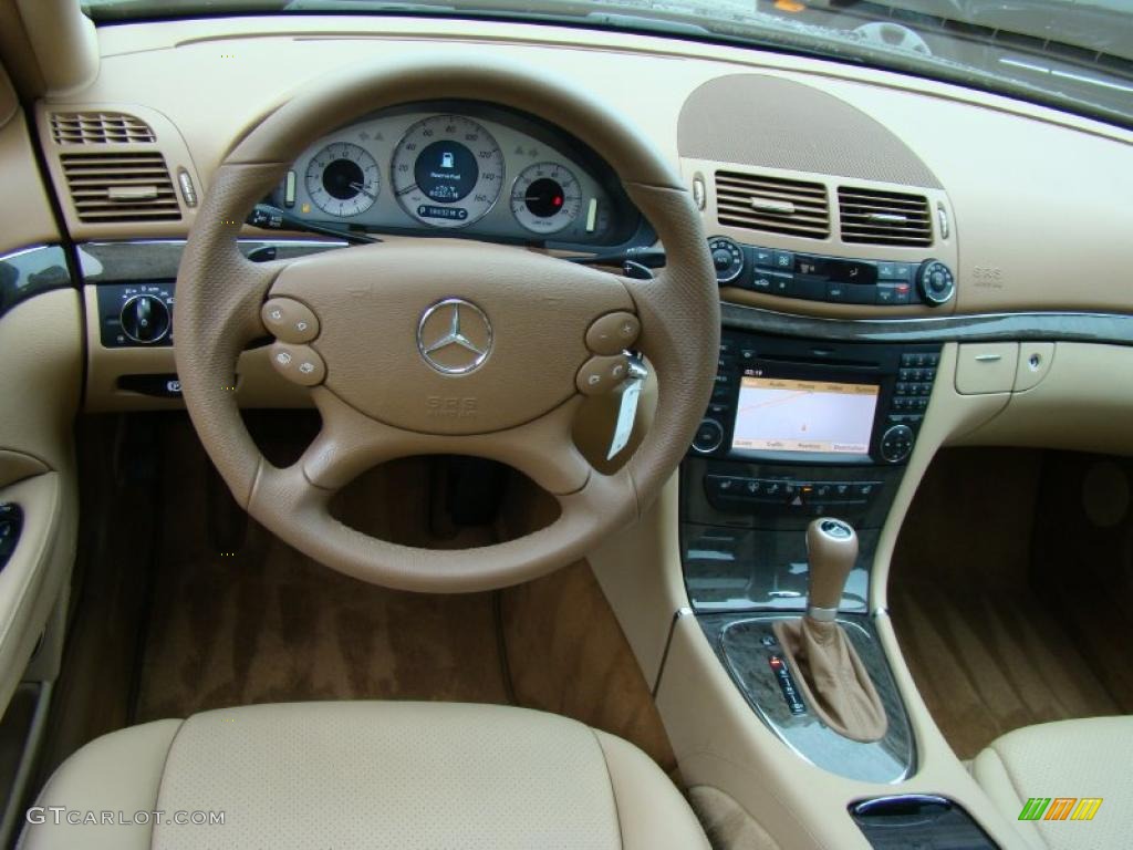 2009 E 350 4Matic Sedan - Black / Cashmere photo #12
