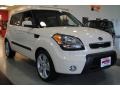 2011 Clear White Kia Soul !  photo #8