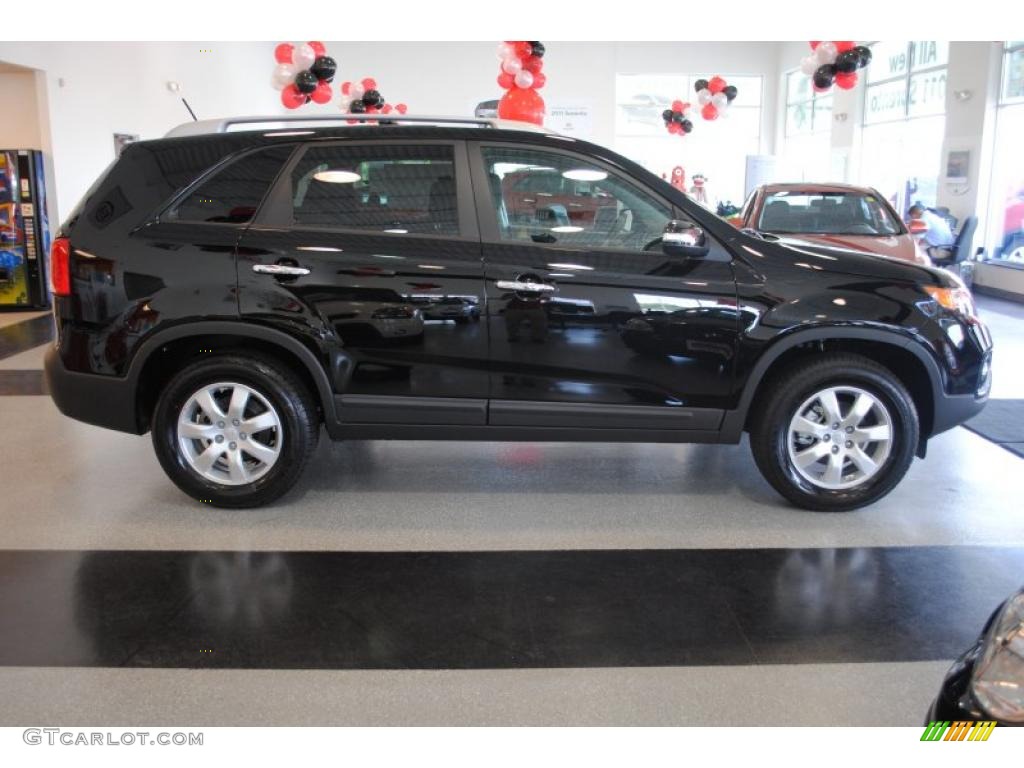 2011 Sorento LX - Ebony Black / Black photo #9