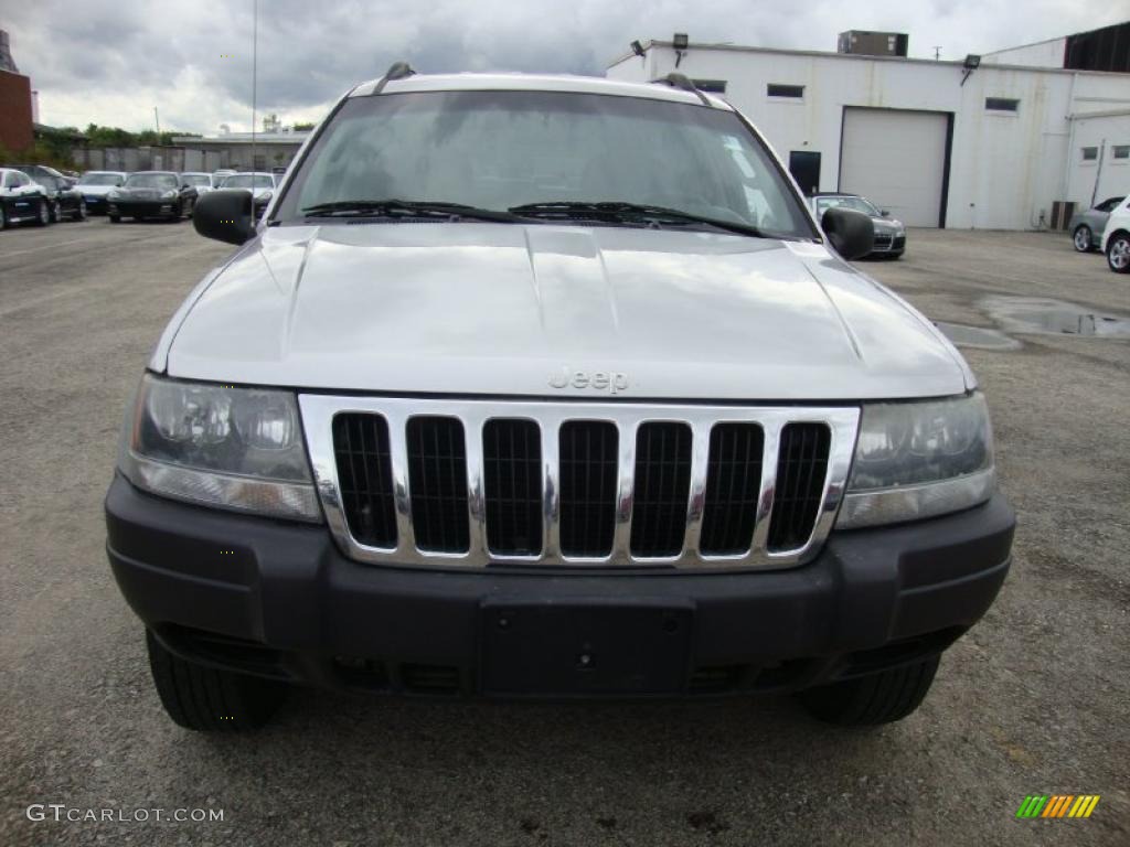 2003 Grand Cherokee Laredo - Bright Silver Metallic / Dark Slate Gray photo #3