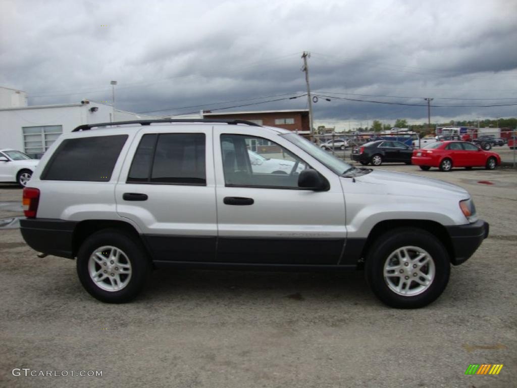 2003 Grand Cherokee Laredo - Bright Silver Metallic / Dark Slate Gray photo #7
