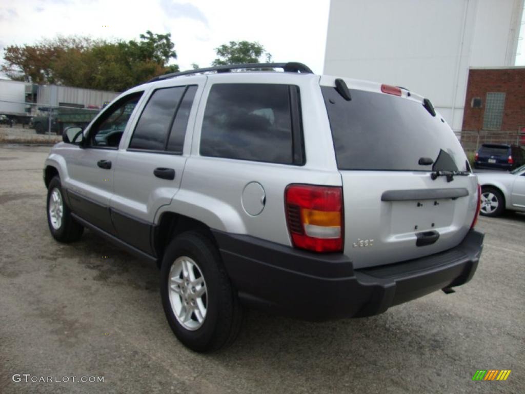 2003 Grand Cherokee Laredo - Bright Silver Metallic / Dark Slate Gray photo #10