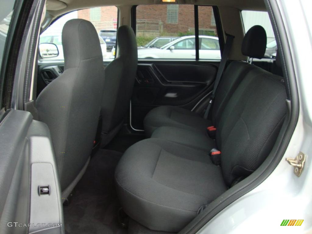 2003 Grand Cherokee Laredo - Bright Silver Metallic / Dark Slate Gray photo #24