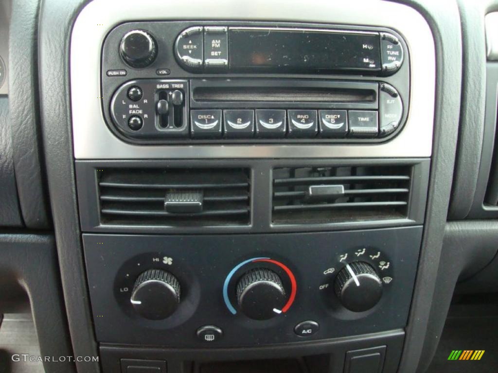 2003 Grand Cherokee Laredo - Bright Silver Metallic / Dark Slate Gray photo #38