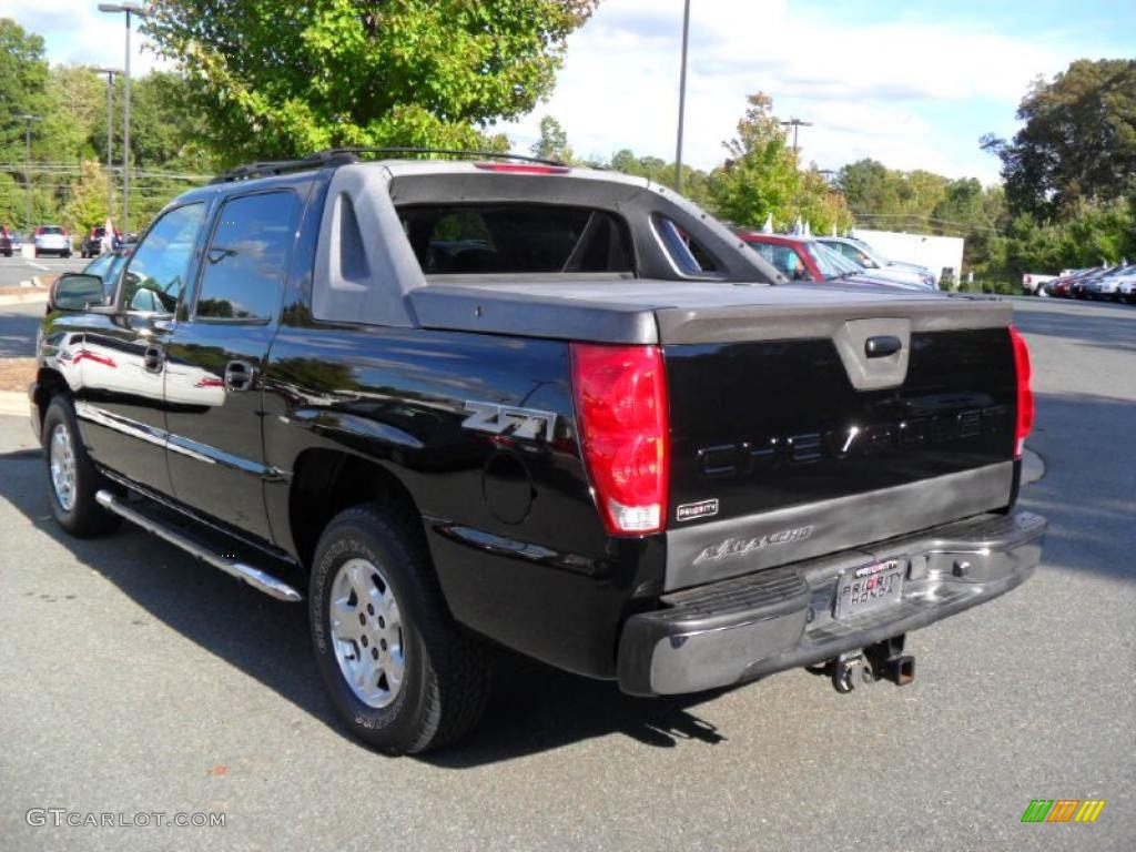 2004 Avalanche 1500 Z71 4x4 - Black / Dark Charcoal photo #2