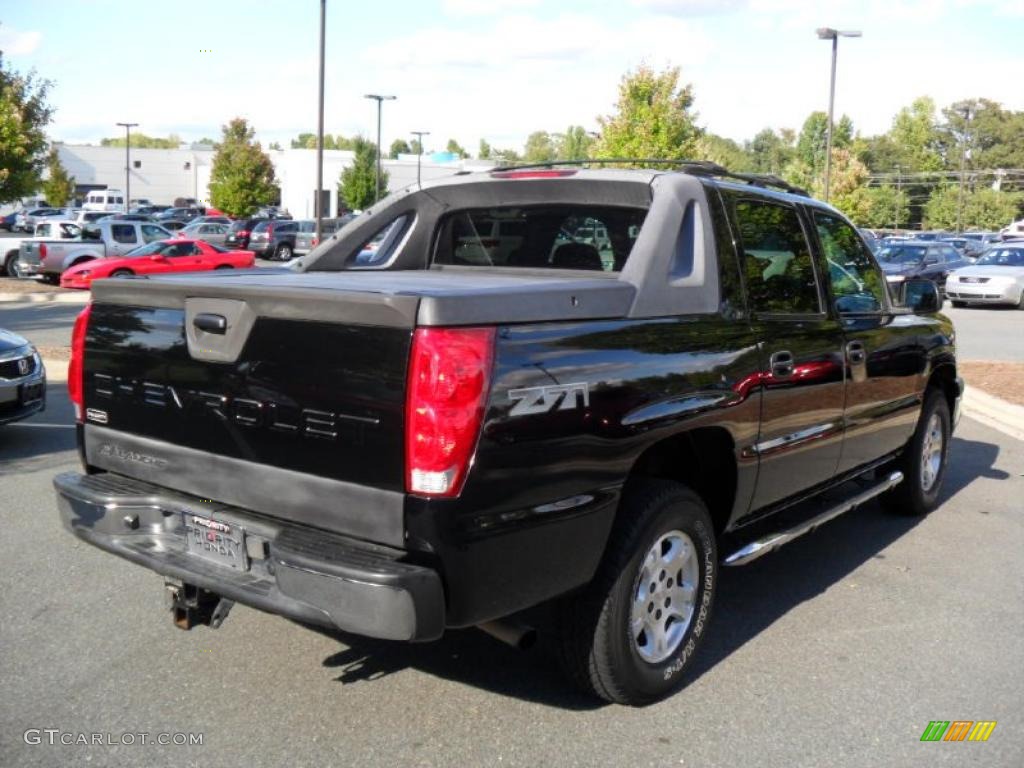 2004 Avalanche 1500 Z71 4x4 - Black / Dark Charcoal photo #4