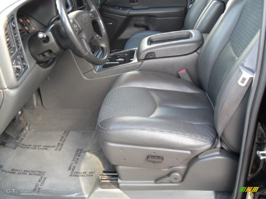 2004 Avalanche 1500 Z71 4x4 - Black / Dark Charcoal photo #7