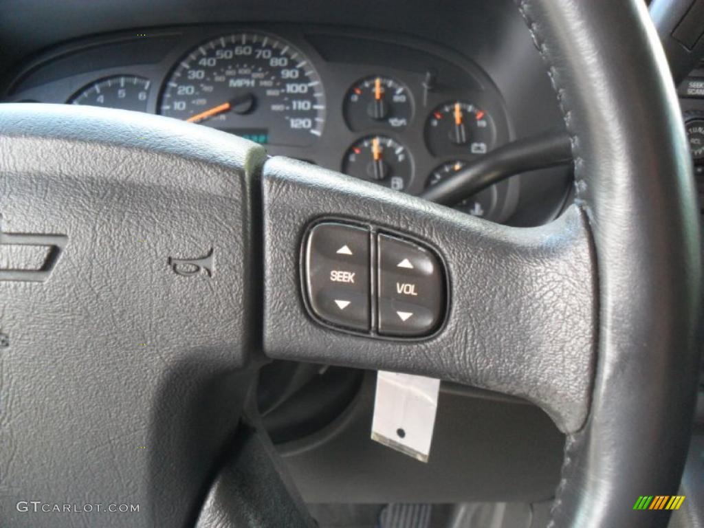 2004 Avalanche 1500 Z71 4x4 - Black / Dark Charcoal photo #12
