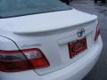 Super White - Camry LE Photo No. 25
