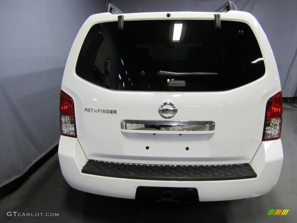 2009 Pathfinder S 4x4 - Avalanche White / Graphite photo #7