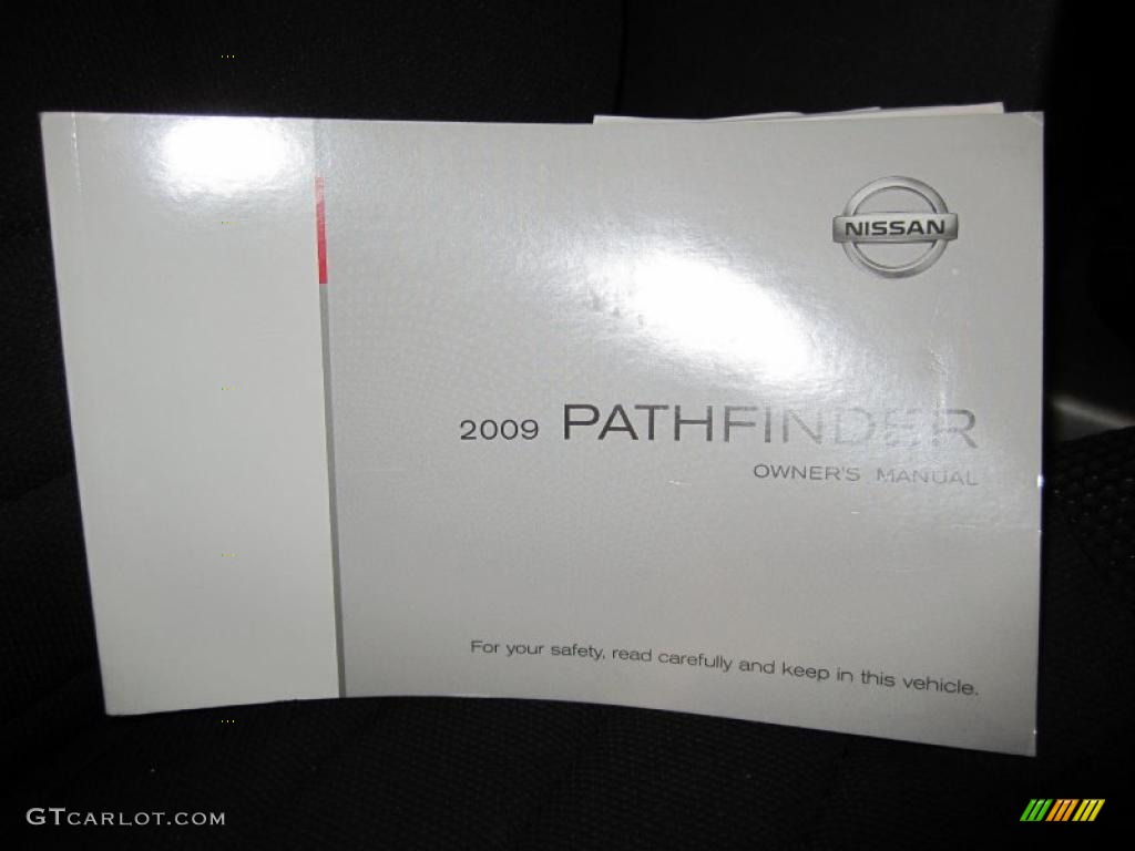 2009 Pathfinder S 4x4 - Avalanche White / Graphite photo #17