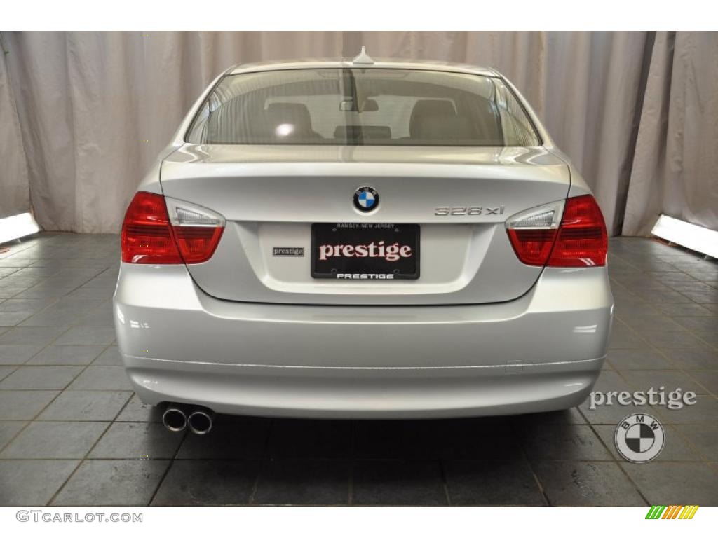 2008 3 Series 328xi Sedan - Titanium Silver Metallic / Black photo #3