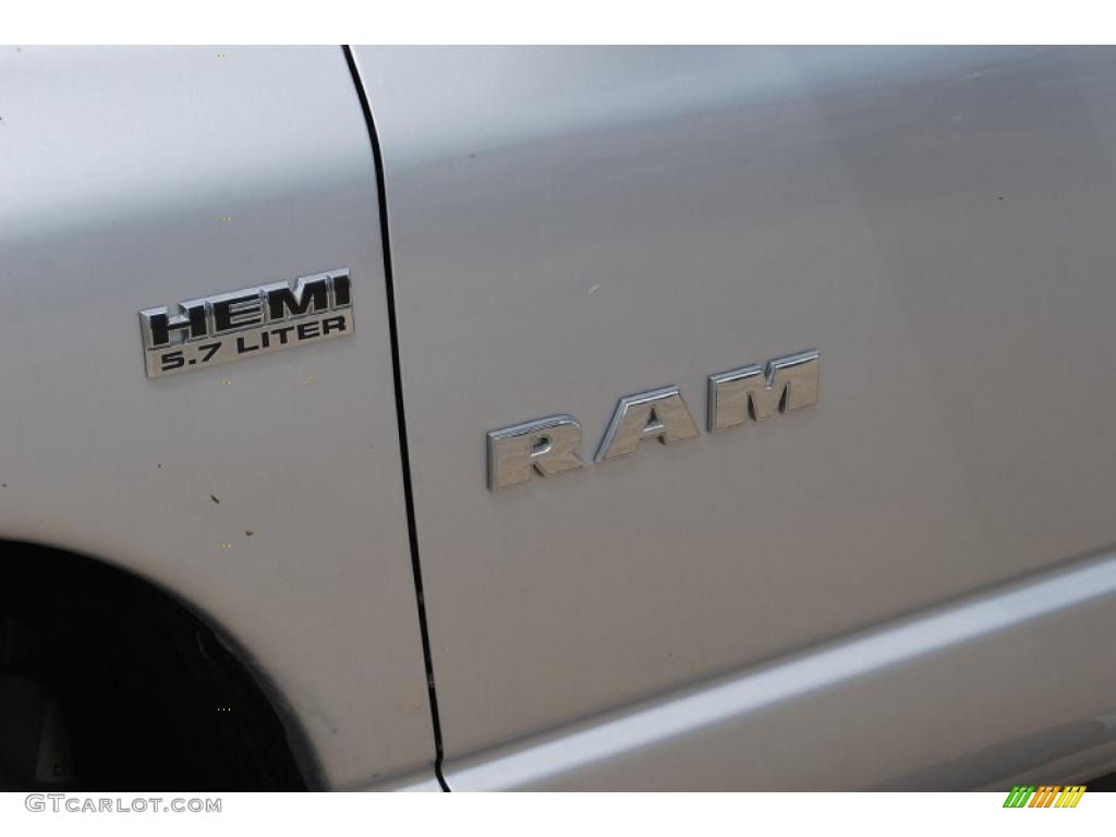 2008 Ram 1500 ST Quad Cab 4x4 - Bright Silver Metallic / Medium Slate Gray photo #7