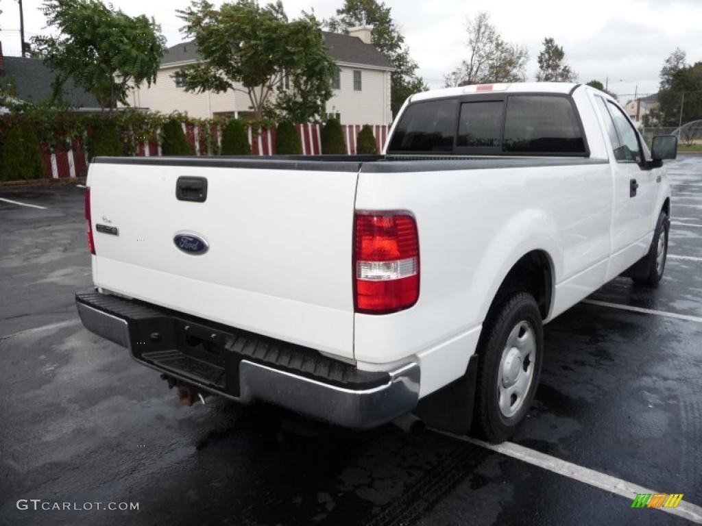 2004 F150 XLT Regular Cab - Oxford White / Dark Flint photo #3