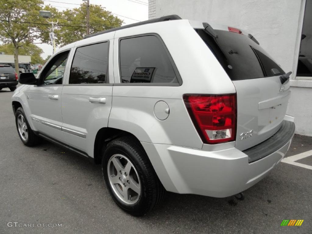 2006 Grand Cherokee Laredo 4x4 - Light Graystone Pearl / Medium Slate Gray photo #4