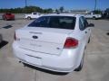 White Suede - Focus SE Sedan Photo No. 4