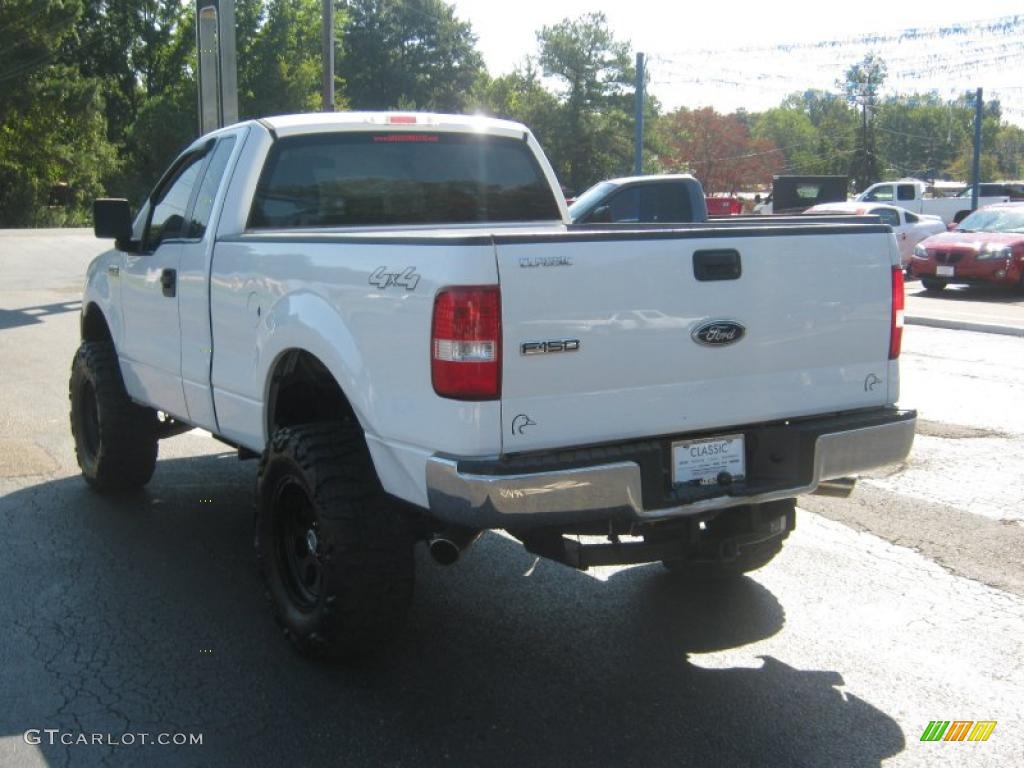 2005 F150 XL Regular Cab 4x4 - Oxford White / Medium Flint Grey photo #3