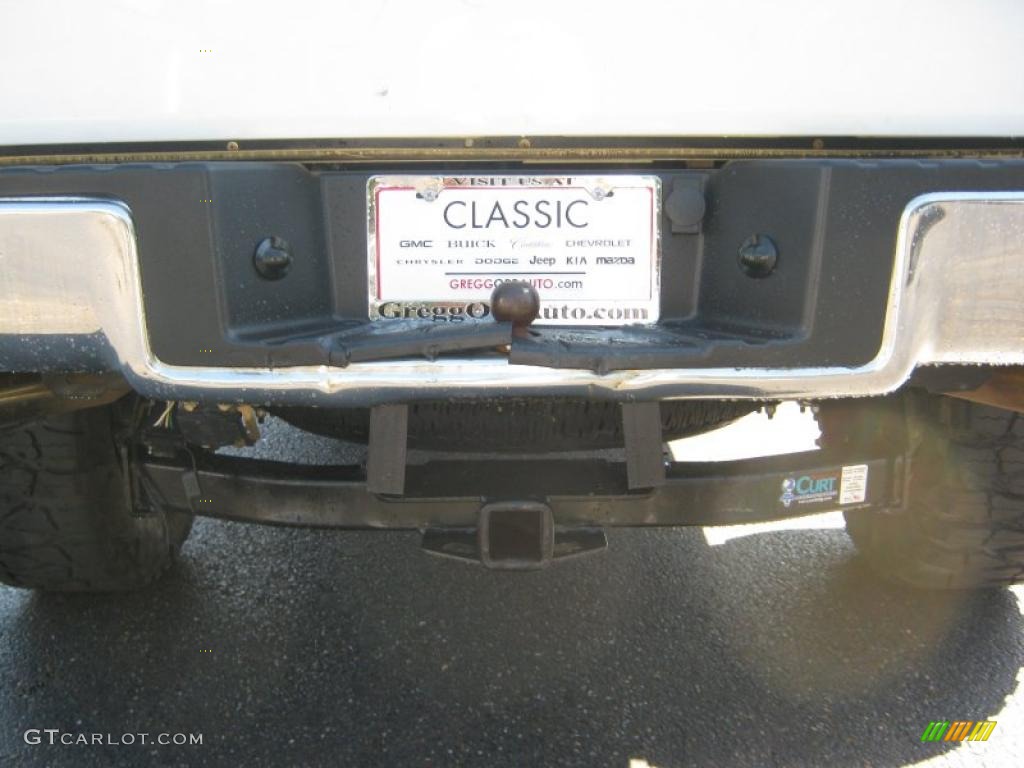 2005 F150 XL Regular Cab 4x4 - Oxford White / Medium Flint Grey photo #18