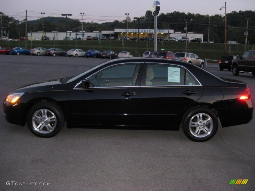 2007 Accord EX Sedan - Nighthawk Black Pearl / Ivory photo #1