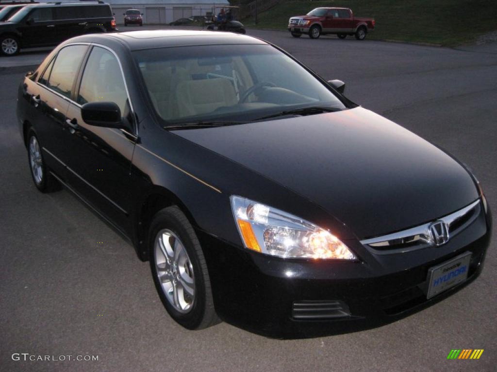 2007 Accord EX Sedan - Nighthawk Black Pearl / Ivory photo #4